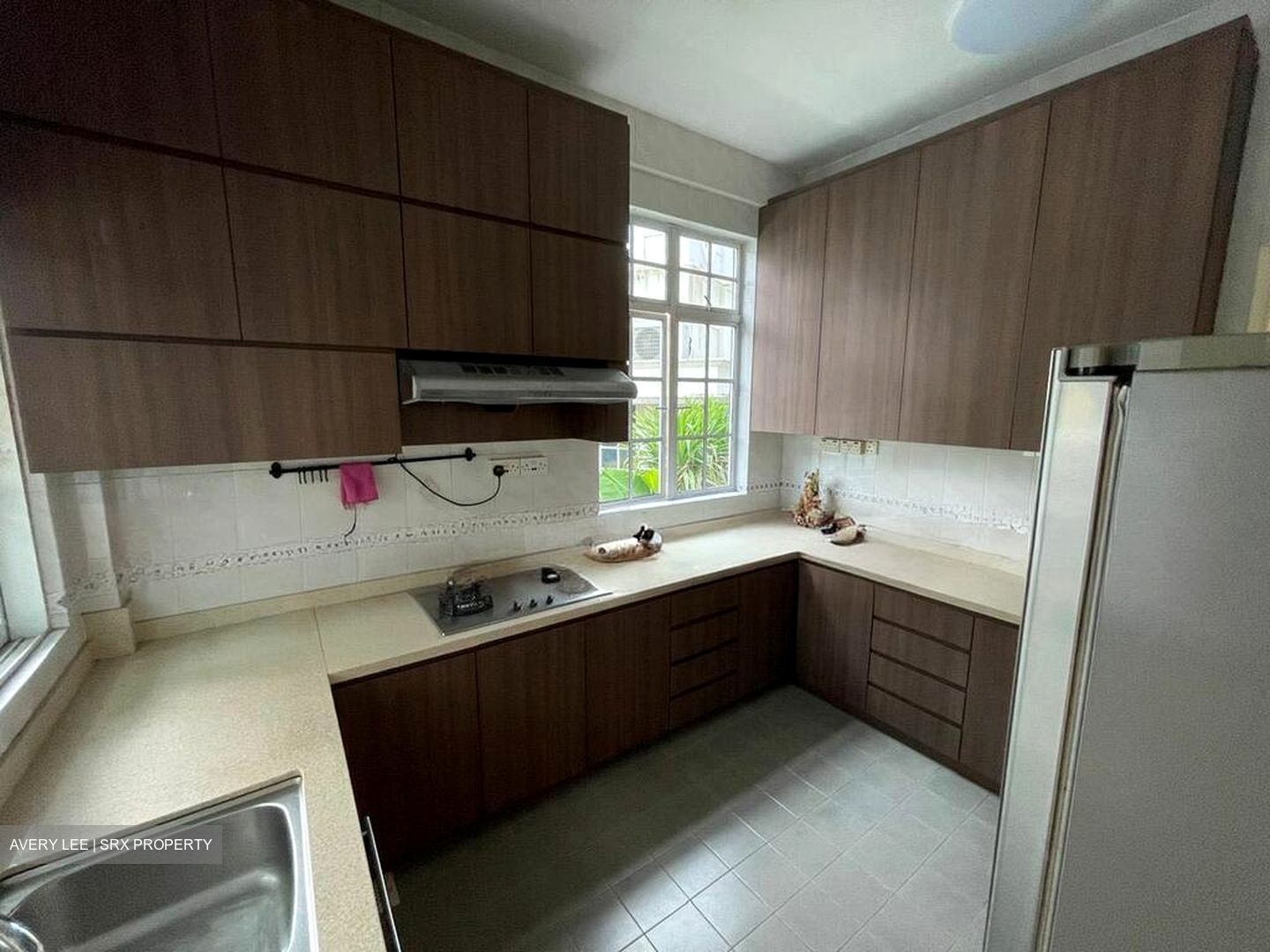 Bedok Avenue (D16), Semi-Detached #533517671